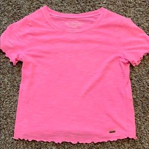 Hollister pink tee shirt